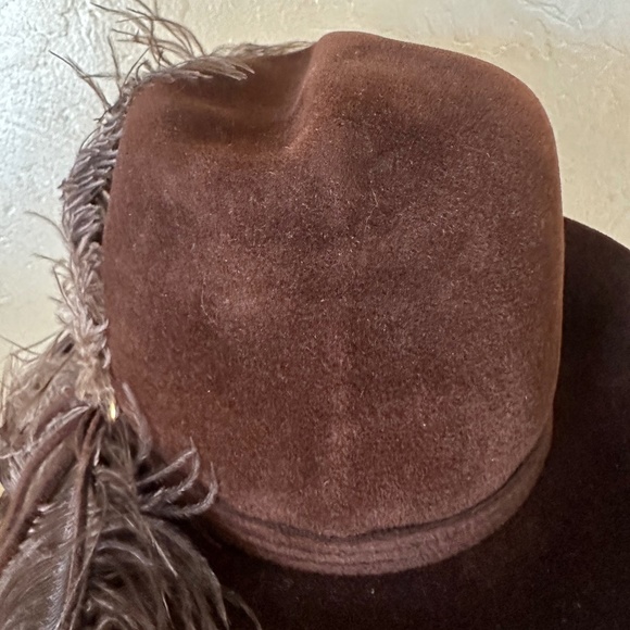 STYLISH LATE 1960s\' BROWN VELOUR FELT FEDORA WITH OSTRICH FEATHERS main image 8
